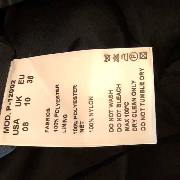 Straples Homecoming or prom dress - Picture 5 of 8